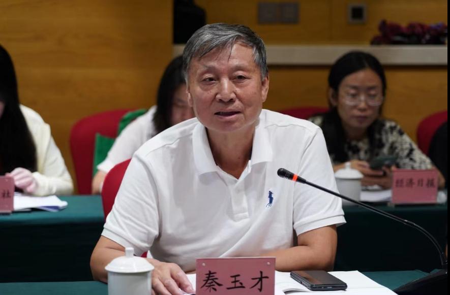 以經(jīng)濟體制改革為牽引 持續推進(jìn)城鄉融合發(fā)展 ——中國城鎮化促進(jìn)會(huì )學(xué)習貫徹二十屆三中全會(huì )精神座談會(huì )發(fā)言摘要